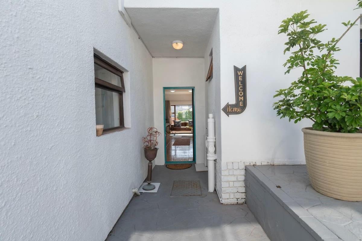 In Milnerton Close To Woodbridge Island * Kapstadt