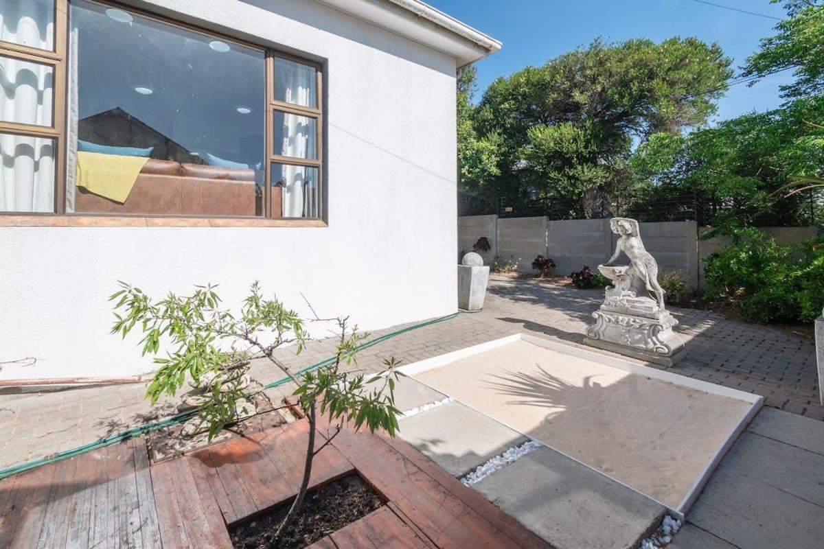 In Milnerton Close To Woodbridge Island Kapstadt